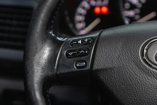Novosibirsk Rusland Januari 2021 Lexus Autocontroller Stuurwiel Muziek Besturingssysteemfunctie Spraaktelefoon — Stockfoto