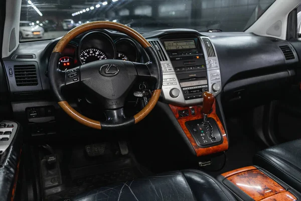 Nowosibirsk Russland Januar 2021 Lexus Lenkrad Schalthebel Und Armaturenbrett Klimaanlage — Stockfoto