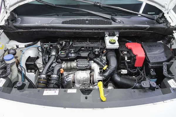 Novoszibirszk Oroszország Február 2021 Peugeot Partner Close Details Car Engine — Stock Fotó