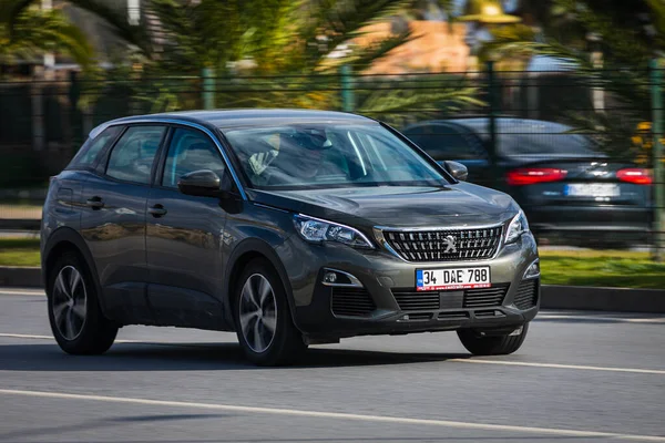 Antalya Turkey April 2021 Gray Peugeot 3008 Driving Fast Street — Stock Photo, Image