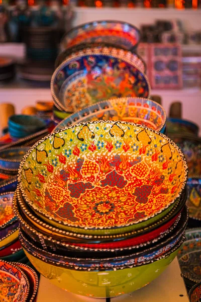 Die Klassische Türkische Keramik Auf Dem Großen Basar Von Istanbul — Stockfoto
