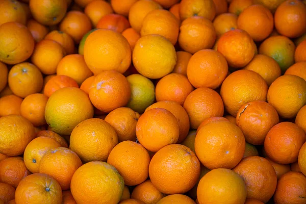 Portakallı Arka Plan Dükkanda Yetişen Taze Portakallar Meyve Suyu Turta — Stok fotoğraf