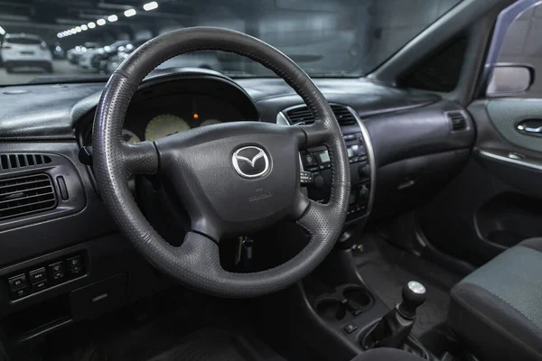 Novosibirsk Rusland Mei 2021 Mazda Prematie Dashboard Speler Stuurwiel Met — Stockfoto