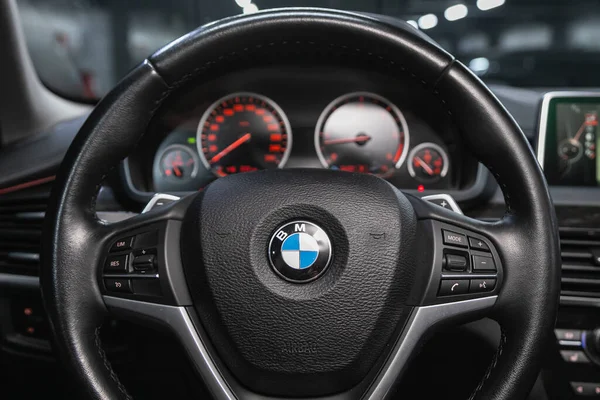 Novosibirsk Russia June 2021 Bmw Steering Wheel Logo Speedometer Tachomete — Stock Photo, Image