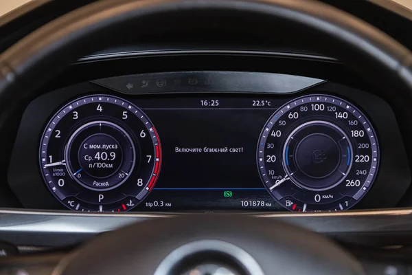 Novosibirsk Rusia Juni 2021 Volkswagen Tiguan Speedometer Mobil Hitam Tutup — Stok Foto
