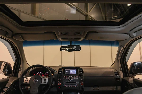Novosibirsk Rusia Junio 2021 Nissan Pathfinder Interior Del Coche Vista — Foto de Stock