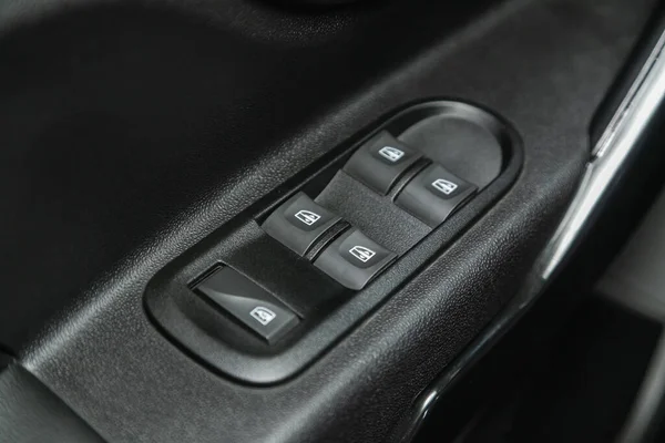 2021年6月29日 Lada Xray Side Door Buttons Window Mirror Adjustment Buttons — 图库照片