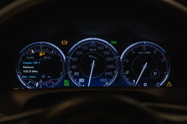 Novosibirsk Rússia Julho 2021 Jaguar Velocímetro Redondo Odômetro Com Alcance — Fotografia de Stock