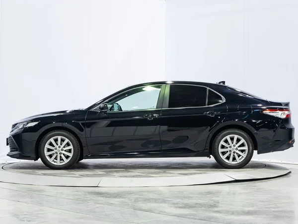 Novosibirsk Russia July 2021 Black Toyota Camry Side View 주차장에서 — 스톡 사진