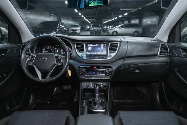 Nowosibirsk Russland Juli 2021 Hyundai Tucson Lenkrad Schalthebel Multimediasysteme Fahrersitze — Stockfoto