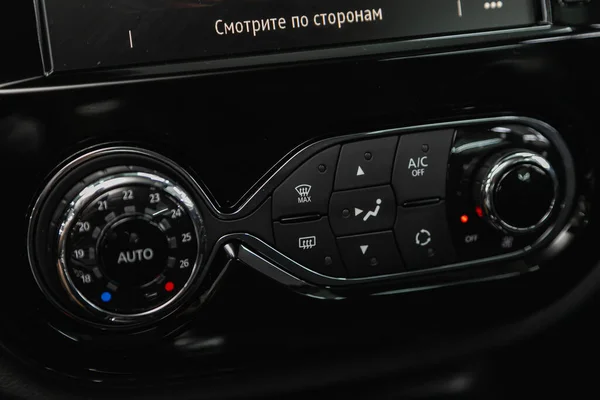 Novoszibirszk Oroszország 2021 Július Renault Kaptur Kondicionáló Levegőáramlás Szabályozó — Stock Fotó
