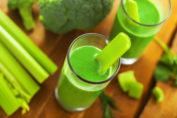 Gezonde plantaardige drank, smoothie — Stockfoto