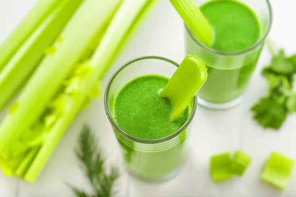 Healthy vegetable drink, smoothie — Stock Photo, Image