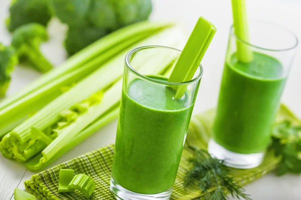 Gezonde plantaardige drank, smoothie — Stockfoto