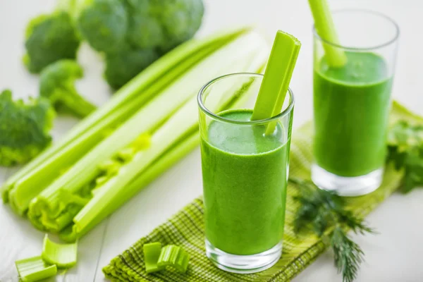 Gezonde plantaardige drank, smoothie — Stockfoto