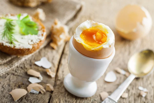 Uovo sodo per colazione — Foto Stock