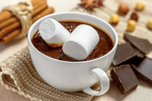 Tasse de chocolat chaud — Photo