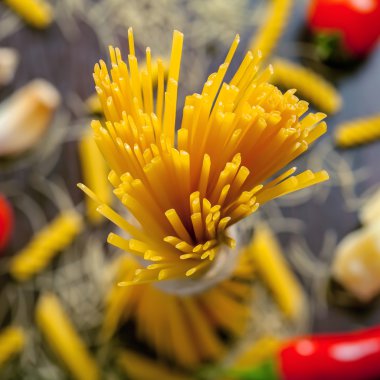 makarna spagetti