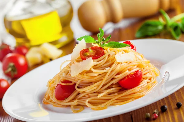 Italiensk pasta, spaghetti — Stockfoto