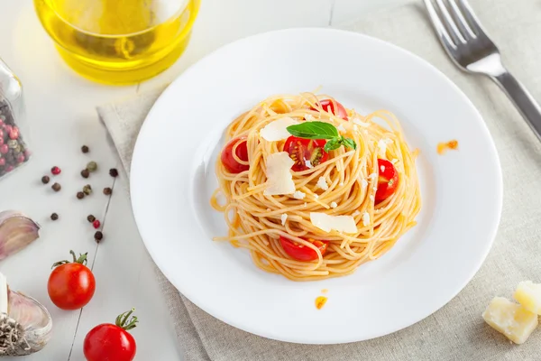 Italian pasta, spaghetti — Stock Photo, Image