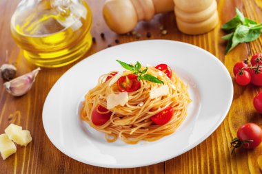 İtalyan makarna, spagetti