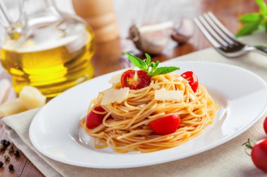 İtalyan makarna, spagetti