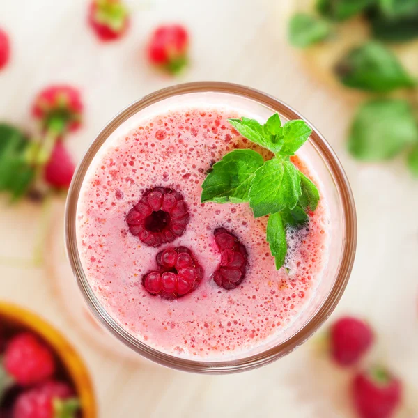 Healthy fruit drink — Stock Photo, Image