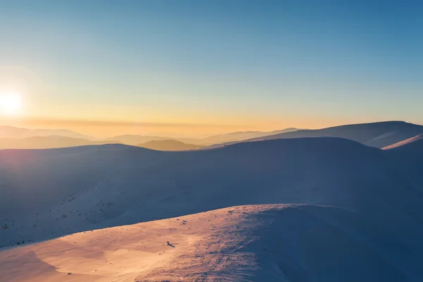 Sunset in mountains — Stock Photo, Image