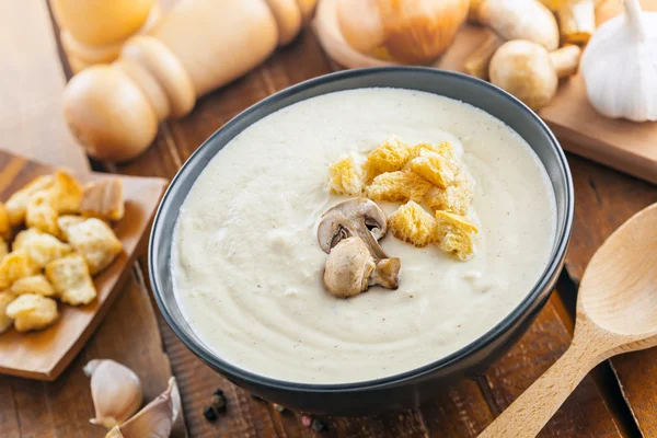 Schüssel Sahnesuppe — Stockfoto