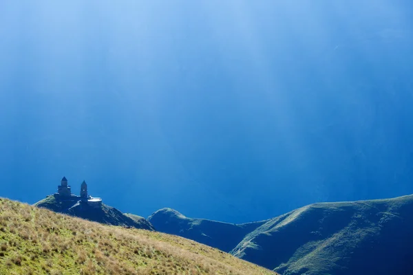 Kerk op hoge berg — Stockfoto