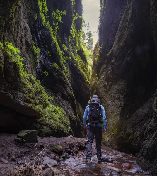 大峡谷中的远足 Nexpayantla火山坑 — 图库照片