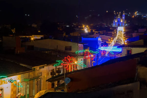 Stadtbild Mit Heller Weihnachtsdekoration Xico Veracruz Mexiko — Stockfoto