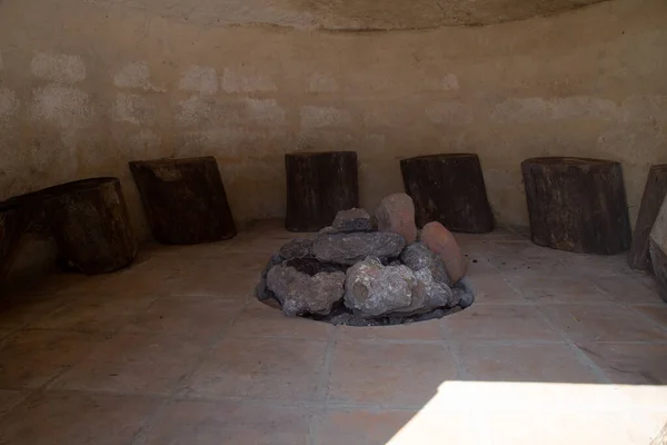 Temazcal törenine hazırlanıyorum.