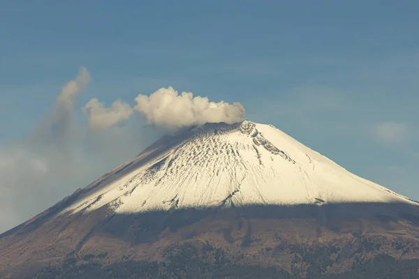 Uma Vista Hipnotizante Vulcão Ativo Popocatepetl México — Fotografia de Stock