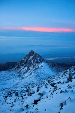 Meksika 'daki Pico de Orizaba' nın güzel manzarası.