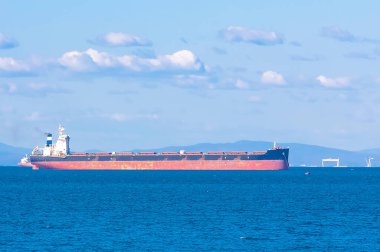 Boş yük gemisi Vladivostok, Rusya 'da bekliyor.