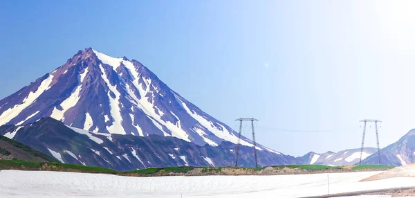 Die Hochspannungsleitungen Entlang Des Vilyuchinsky Passes Halbinsel Kamtschatka Fernost Russland — Stockfoto