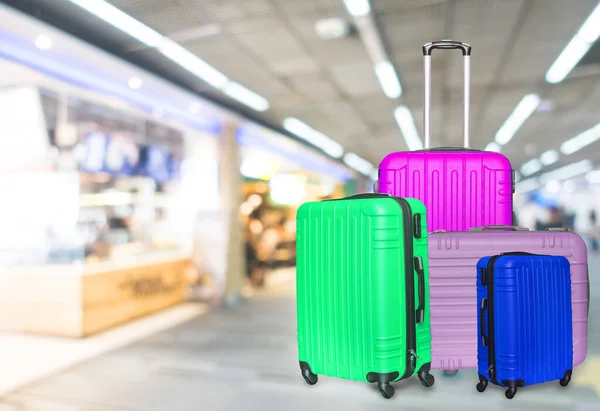 Suitcases Rest Background Blurry Train Station — Stock Photo, Image