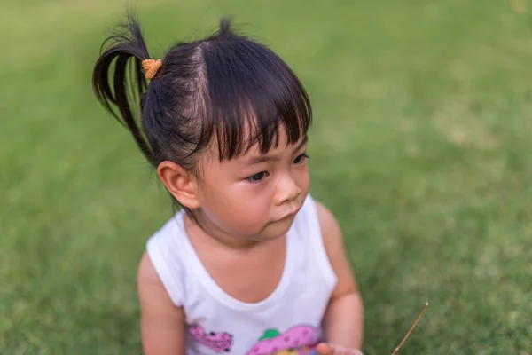 Asiatisch wenig im moment — Stockfoto