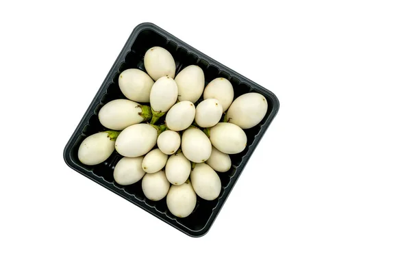 Weiße Auberginen Oder Auberginen Von Oben Einem Schwarzen Plastik Tablett — Stockfoto