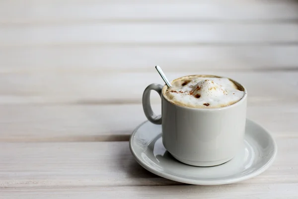 Cappuccino z cynamonem — Zdjęcie stockowe