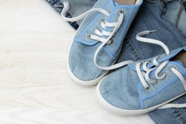 Gençlik moda retro mavi spor ayakkabı bağcıklarımı ile