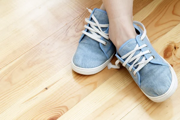 Textile breathable shoes with laces are ideal for sports — Stock Photo, Image