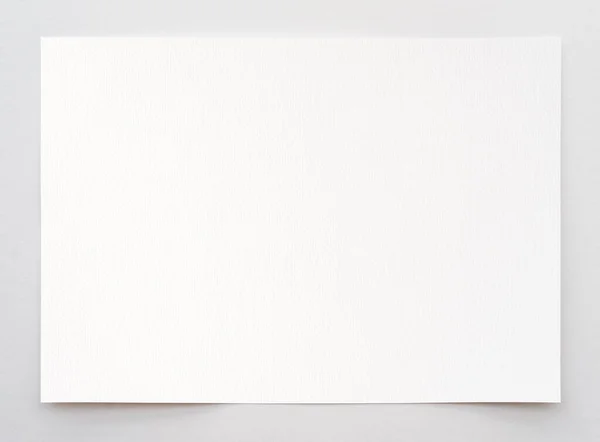 クリッピングパスを持つ水彩紙のテクスチャの背景 ホワイトに縁が引き裂かれたホワイトペーパーシート 高解像度での芸術紙の高品質なテクスチャ — ストック写真
