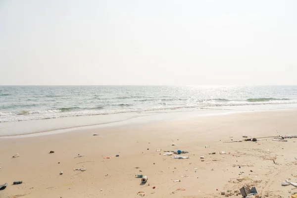 Trash Tropical Beach Plastic Pollution Environmental Problem Plastic Bottles Other — Stock Photo, Image