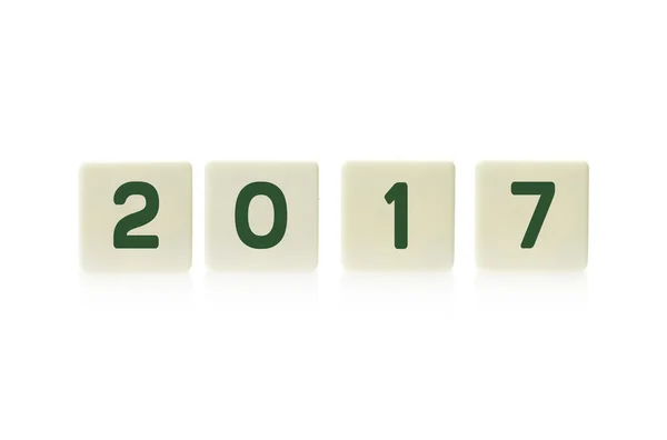 2017 em azulejos de tabuleiro de jogo de plástico, isolado em branco — Fotografia de Stock