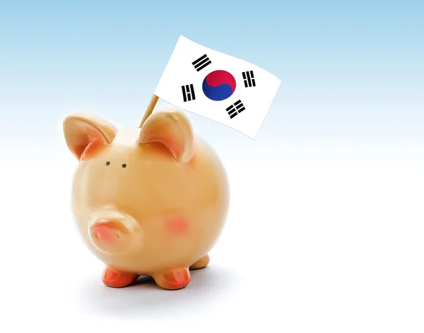 Piggy bank with national flag of South Korea — Stock Photo, Image