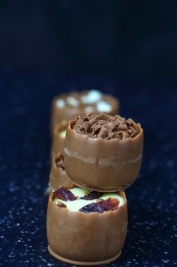 Boşluk ile çeşitli çikolata şekerleme