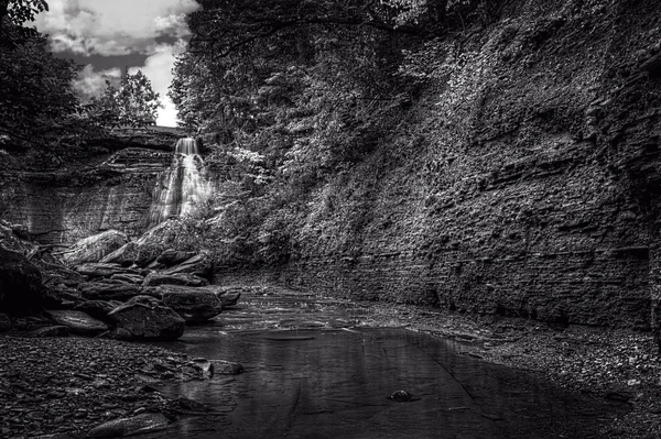 Hocking Hills våren vattenfall — Stockfoto