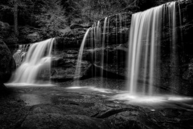 Gizli Falls Hills Ohio Hocking